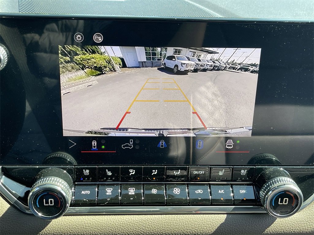 New 2025 GMC Canyon Denali w/ LPO, Denali Black Edition image 15