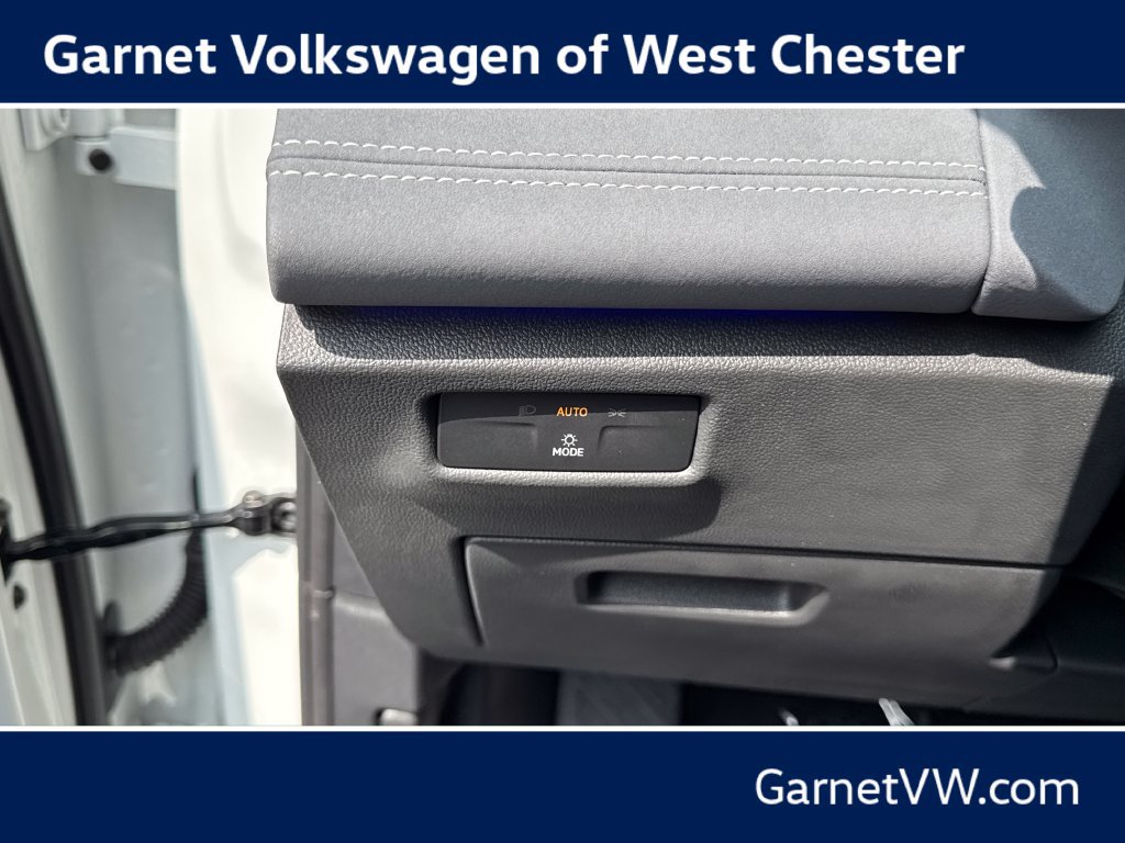 New 2026 Volkswagen Tiguan SE AWD/4WD image 15
