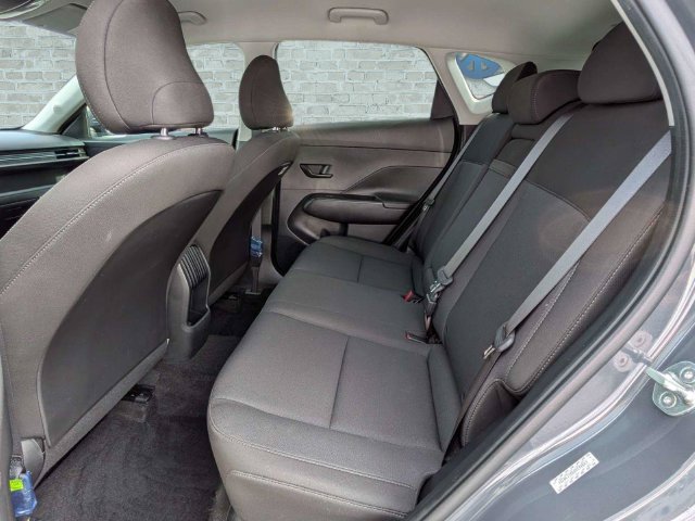 Used 2024 Hyundai Kona SE FWD image 14