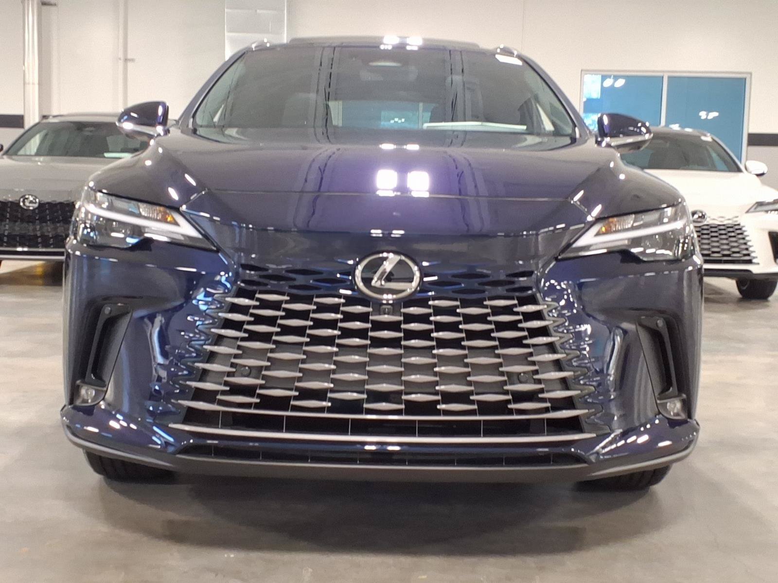 New 2026 Lexus RX 450h AWD w/ Convenience Package image 2