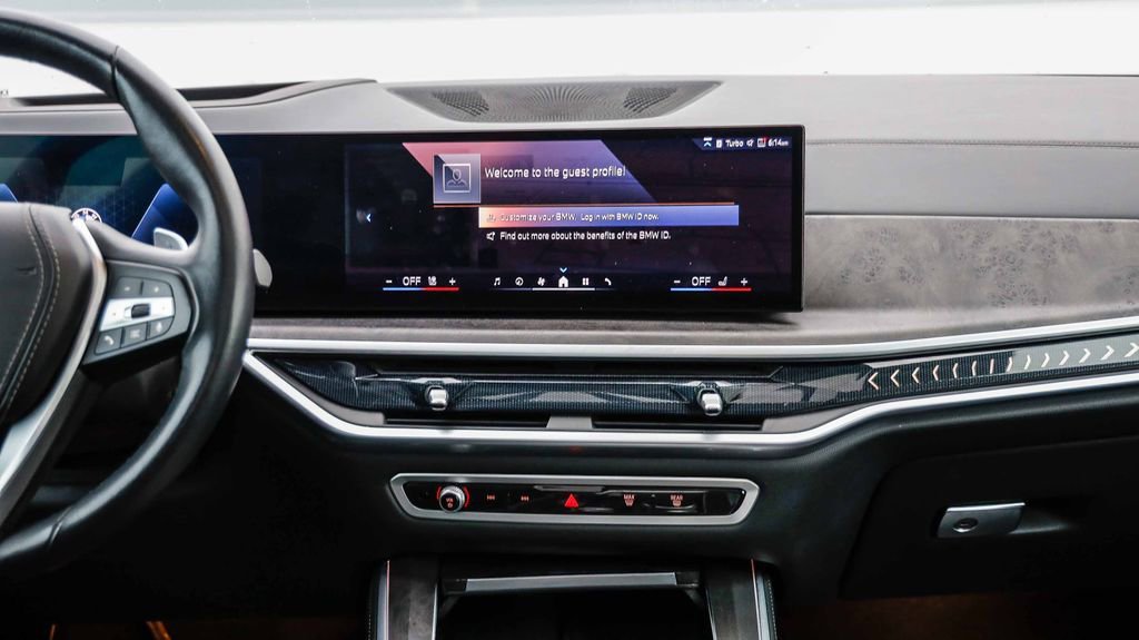 Used 2024 BMW X5 xDrive40i w/ Premium Package image 16