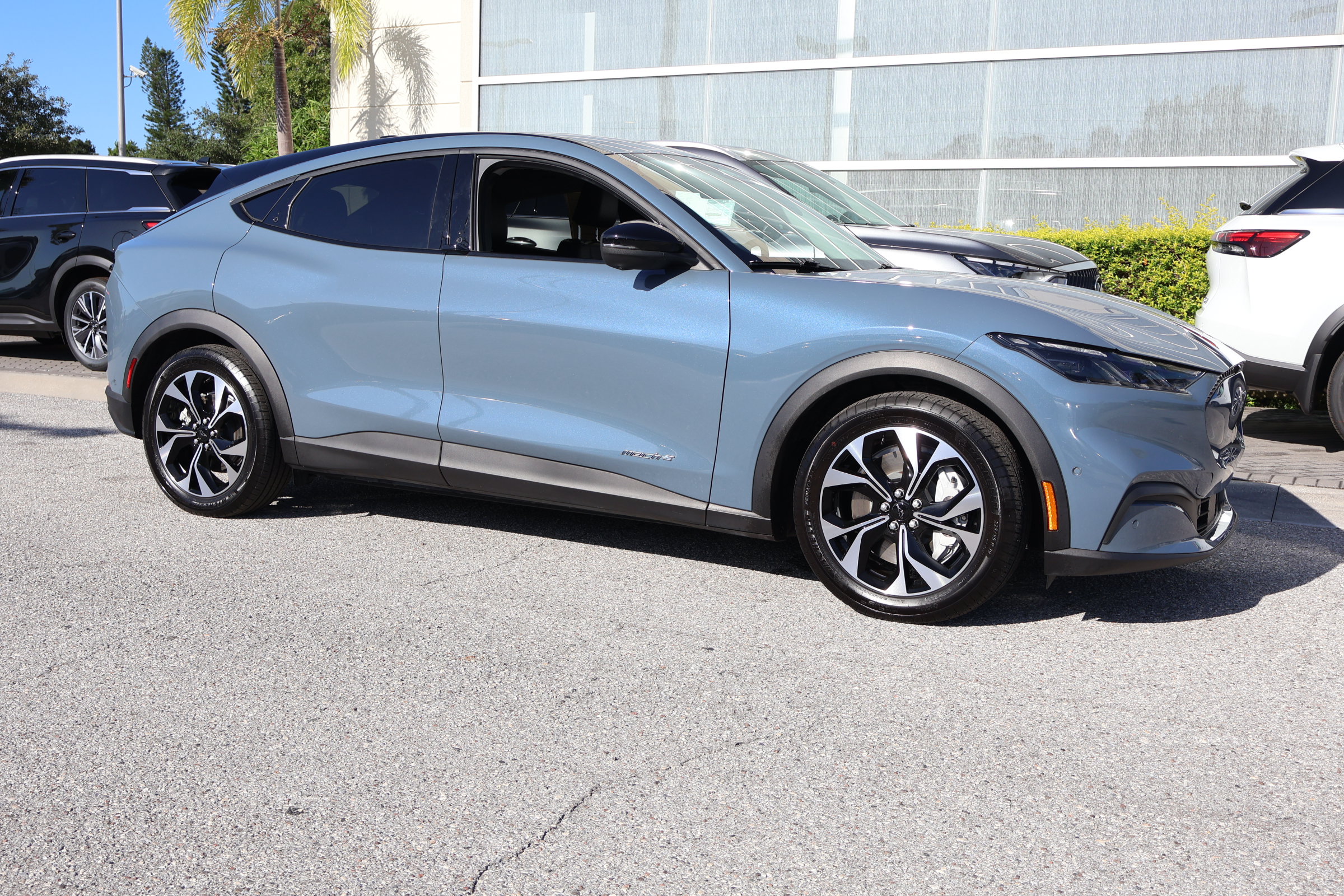 Used 2024 Ford Mustang Mach-E Select w/ Comfort Package Lite RWD image 10