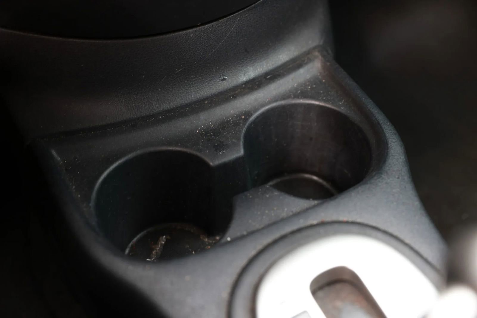 Used 2014 Nissan Versa SV image 36