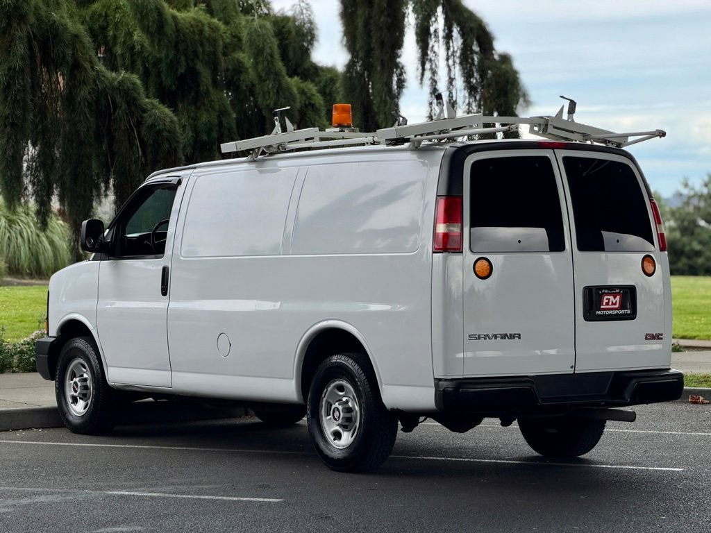 Used 2007 GMC Savana 2500 RWD image 5