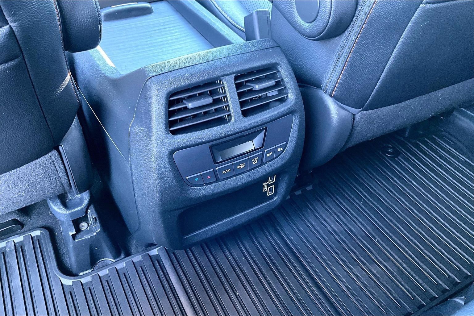Used 2022 Honda Pilot TrailSport image 10
