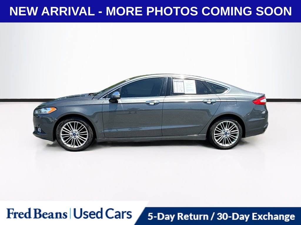 Used 2016 Ford Fusion SE w/ Equipment Group 202A AWD/4WD image 4