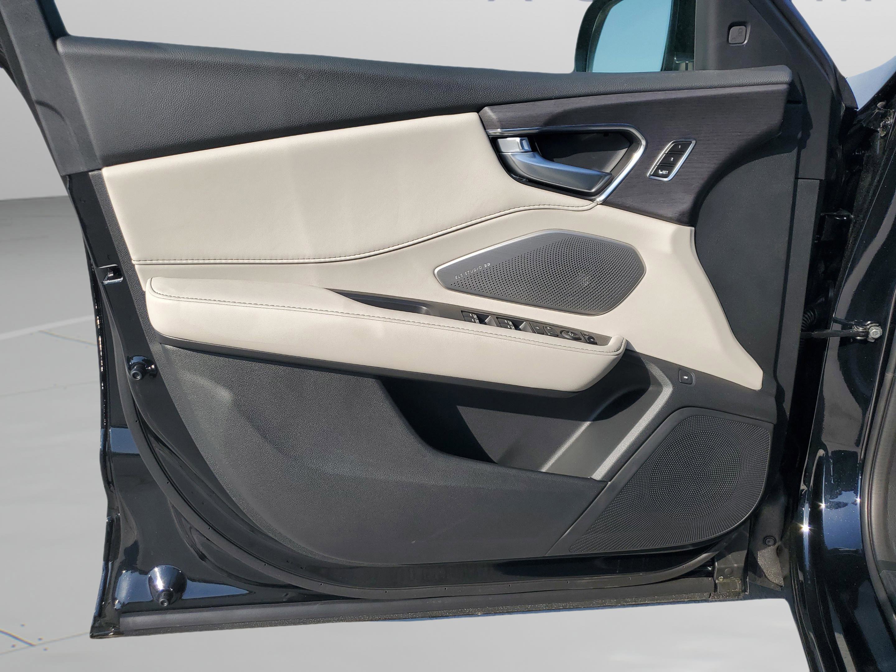 New 2026 Acura RDX SH-AWD w/ Advance Package image 16