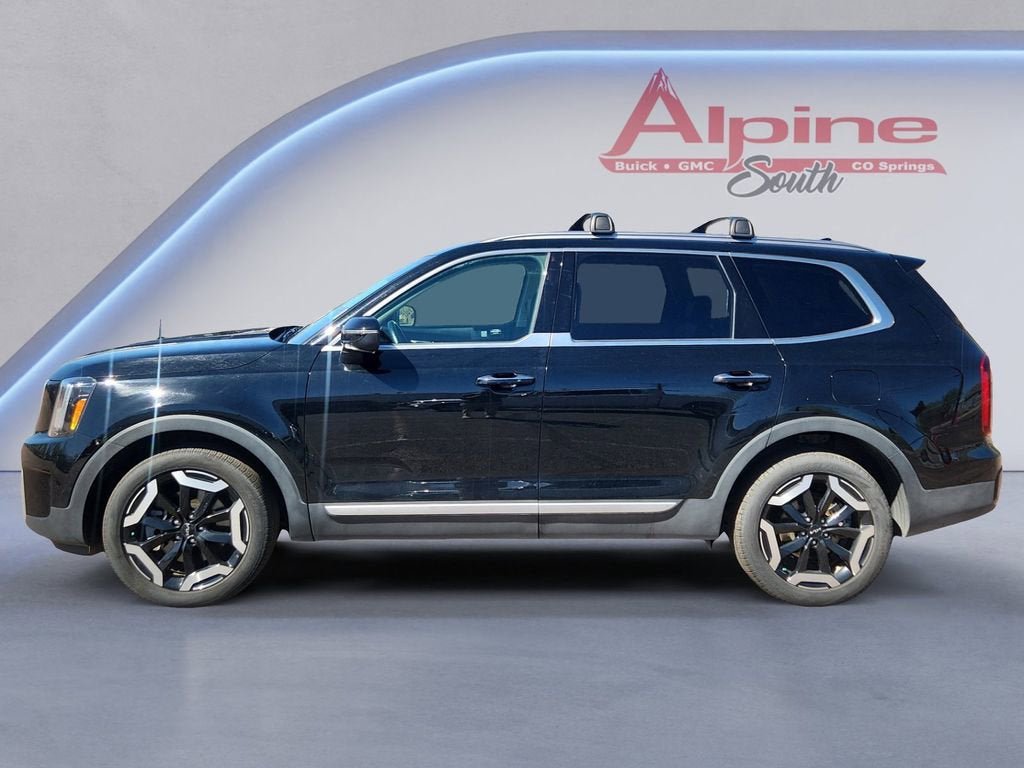Used 2025 Kia Telluride S AWD/4WD image 2