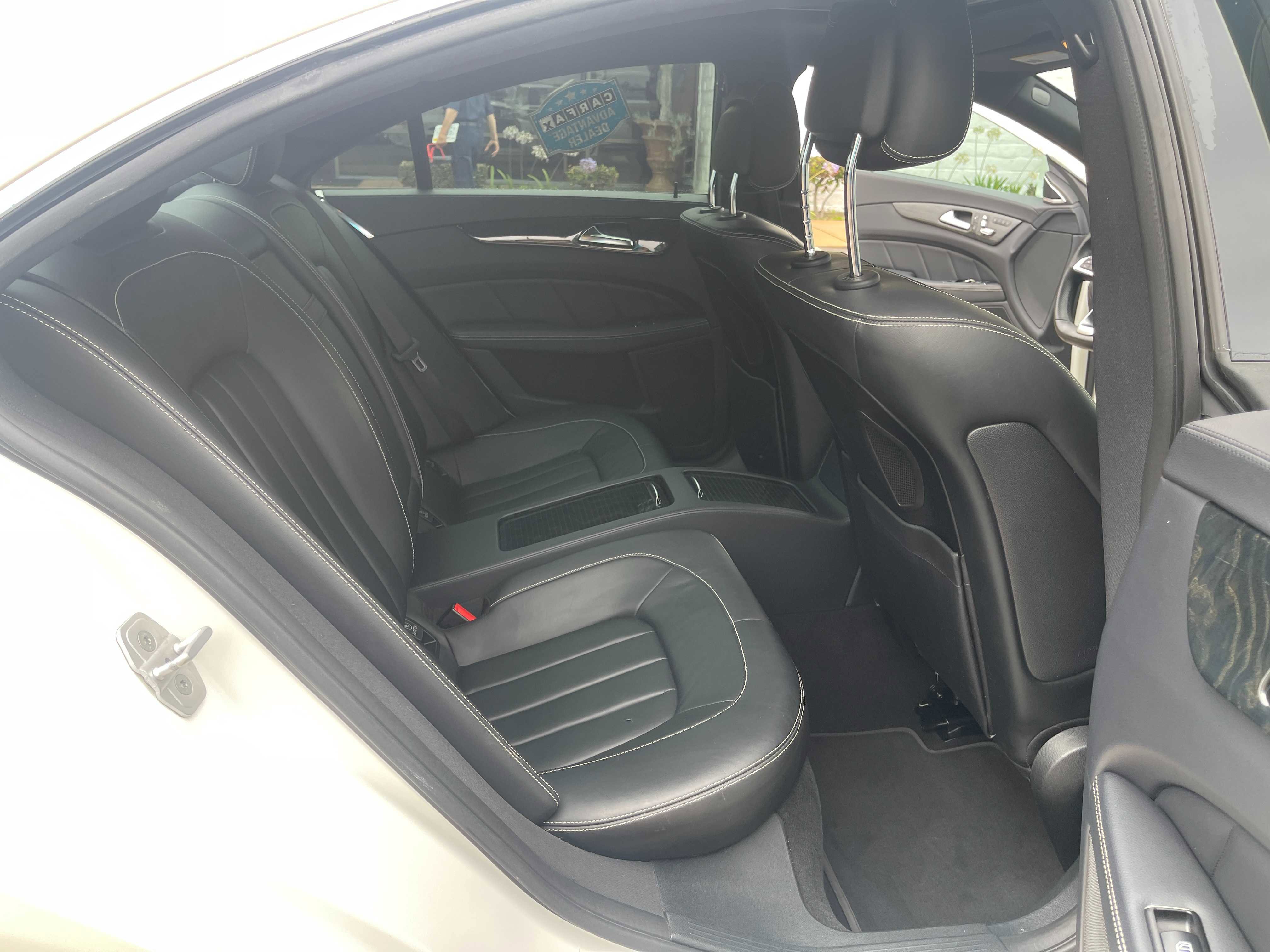 Used 2015 Mercedes-Benz CLS 400 w/ Premium 2 Package image 12