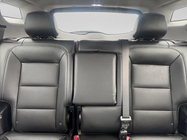 Used 2024 GMC Terrain SLT AWD/4WD image 22