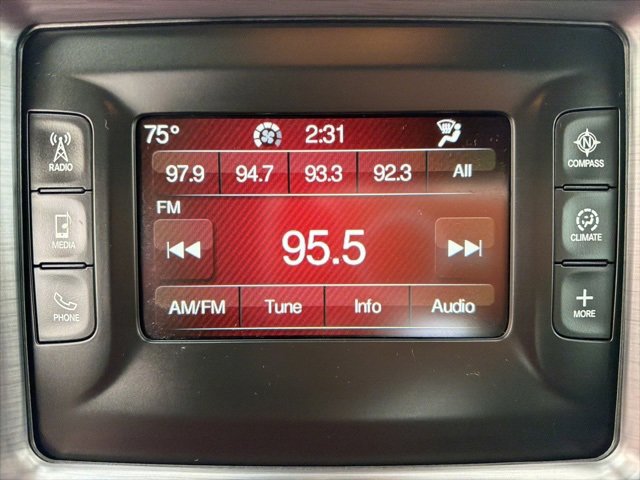 Used 2017 Dodge Challenger SXT image 17