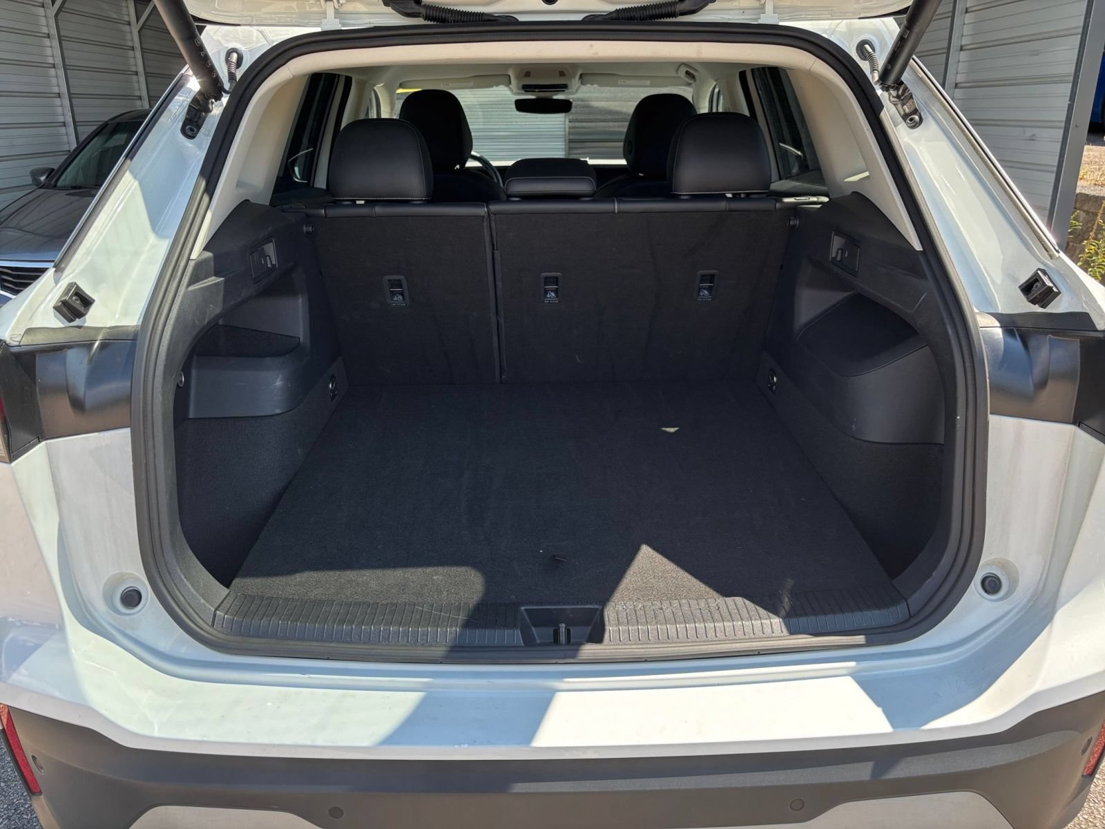 Used 2026 Volkswagen Tiguan SE AWD/4WD image 31