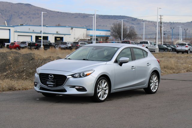 Used 2017 MAZDA MAZDA3 Touring image 7
