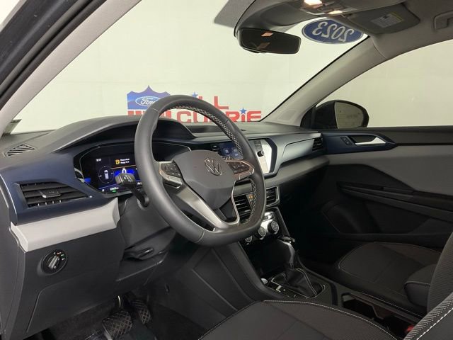 Used 2023 Volkswagen Taos SE image 13