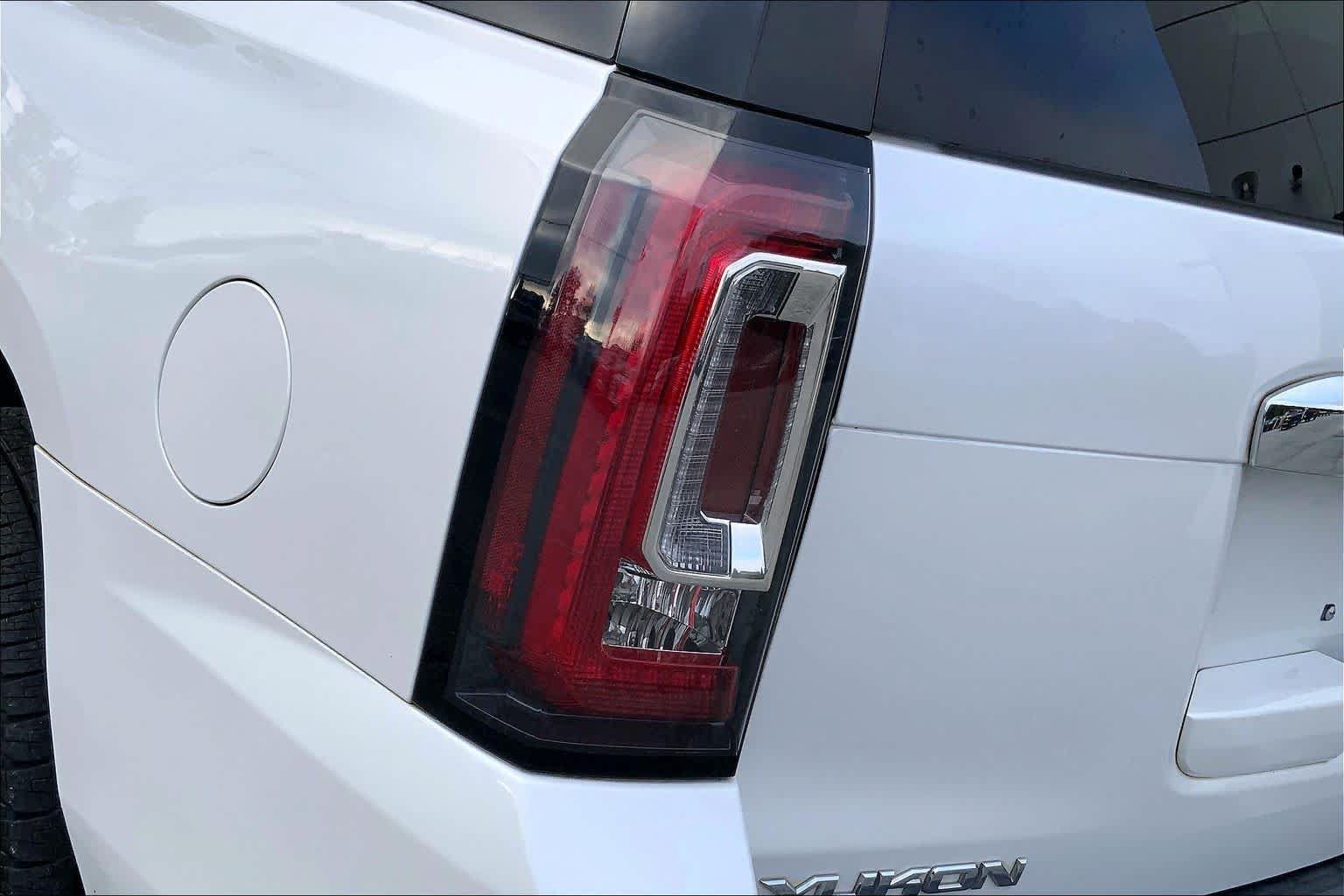 Used 2019 GMC Yukon Denali w/ Open Road Package RWD image 25