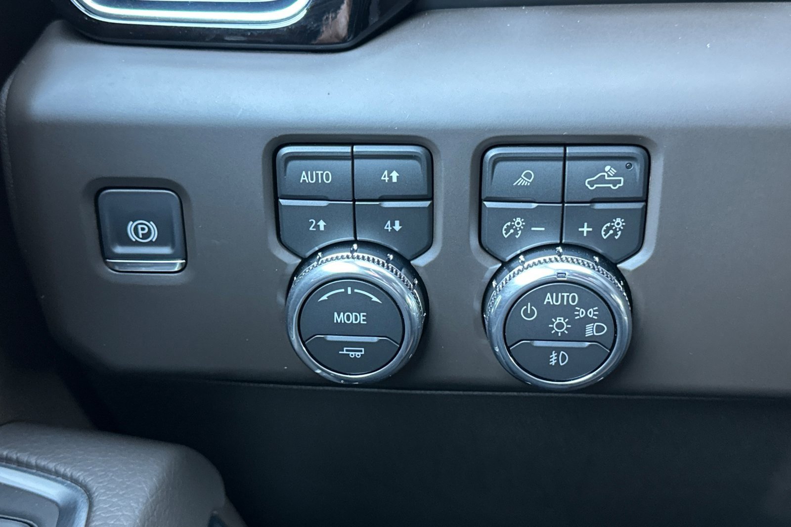 New 2026 GMC Sierra 2500 Denali w/ Denali Reserve Package image 23