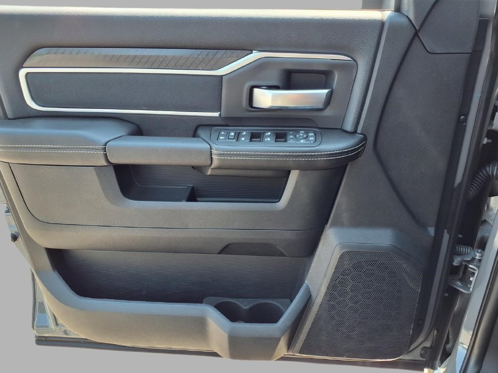 New 2027 RAM 2500 Big Horn AWD/4WD image 18