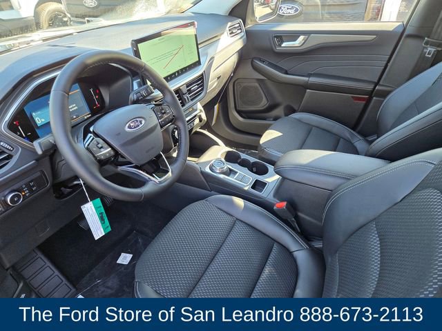 New 2025 Ford Escape SE image 3
