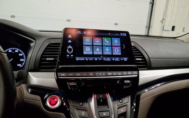 Used 2025 Honda Odyssey Touring image 25