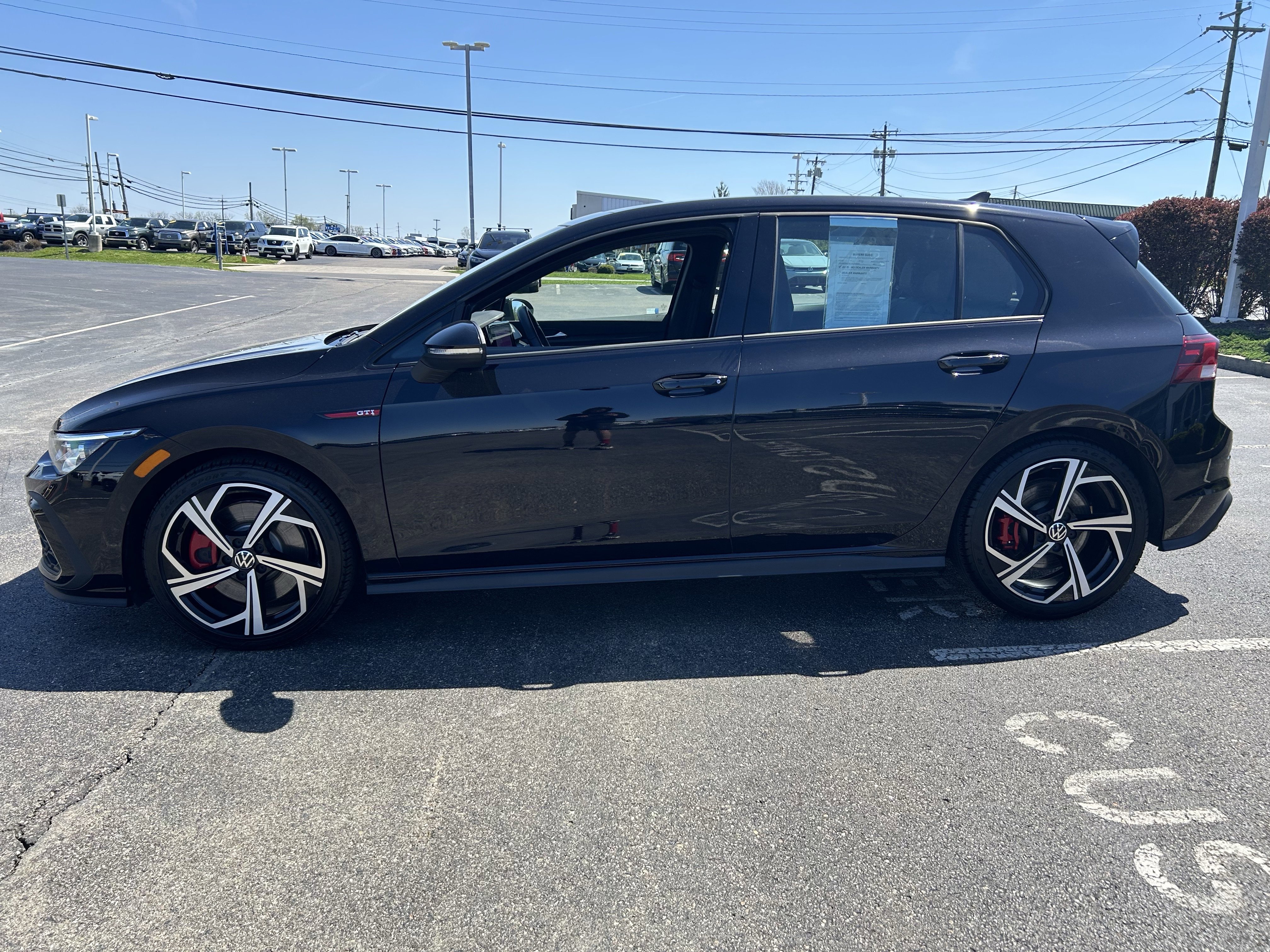Certified 2024 Volkswagen GTI SE FWD image 4
