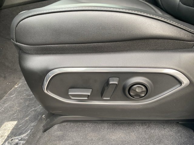 New 2024 Jeep Wagoneer L Base w/ Convenience Group I image 17