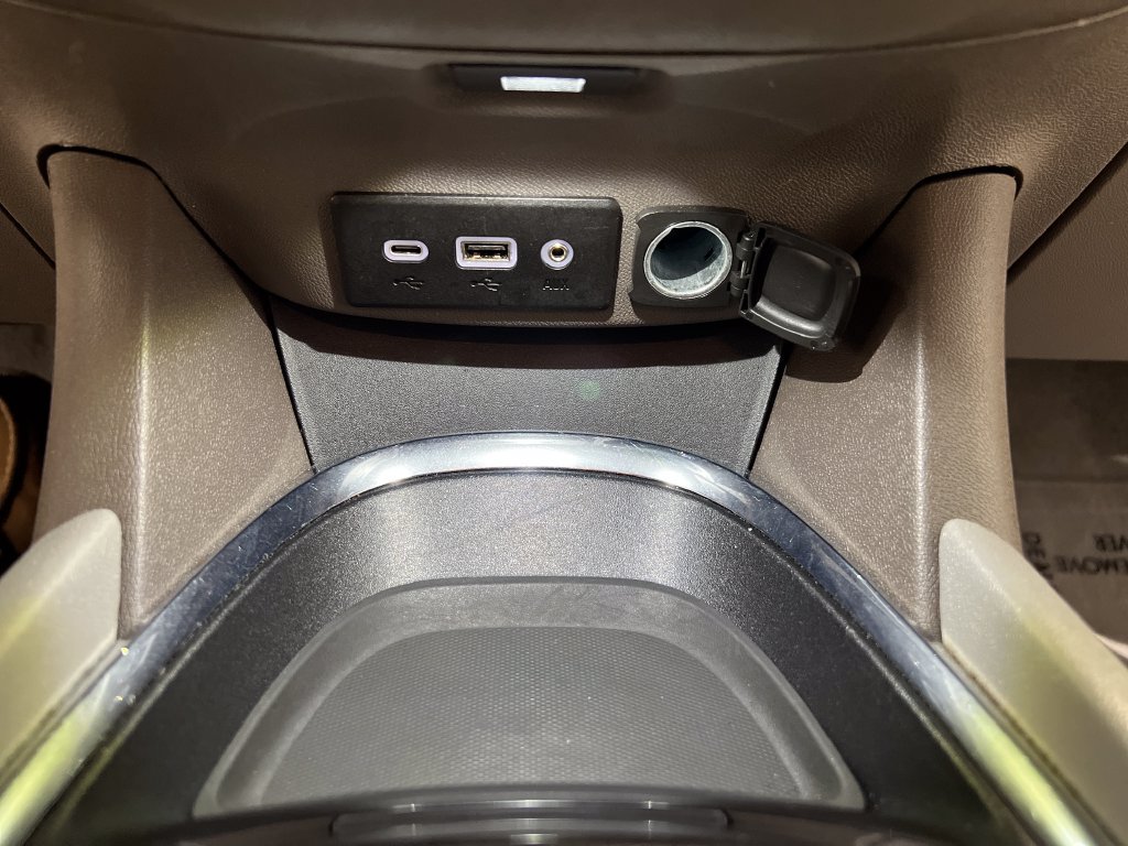 Used 2025 Chevrolet Malibu LT FWD image 50