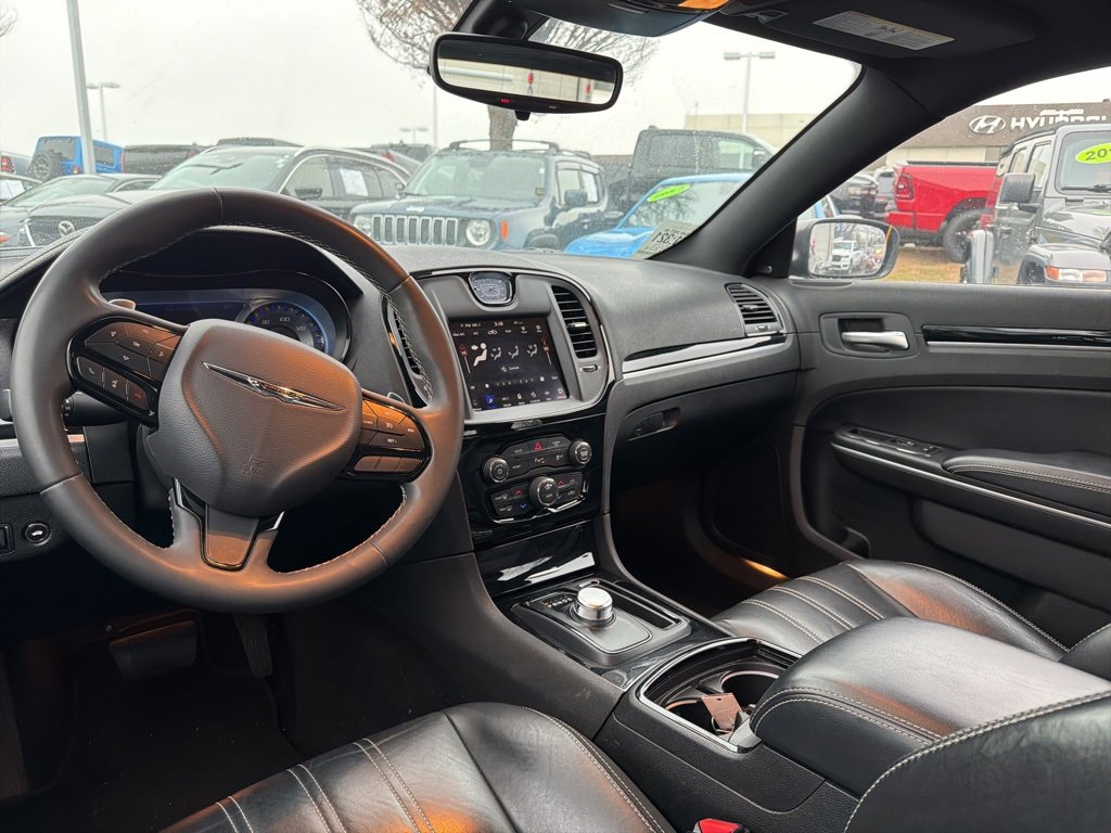 Used 2023 Chrysler 300 S image 14