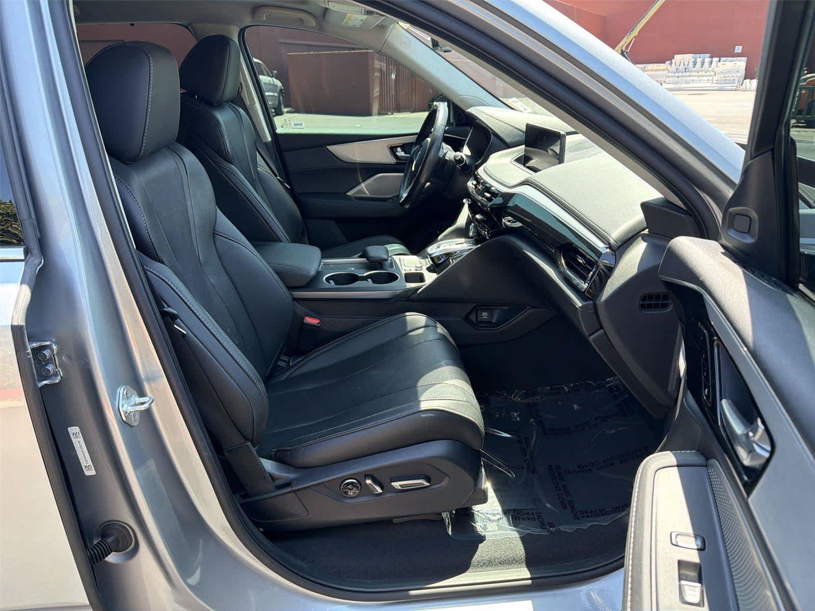 Certified 2023 Acura MDX w/ Technology Package FWD image 15