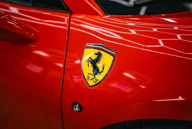Used 2021 Ferrari F8 Tributo RWD image 14