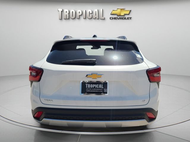 New 2026 Chevrolet Trax LT w/ LT Convenience Package FWD image 4