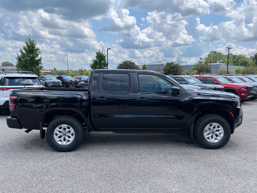 New 2026 Nissan Frontier S w/ Tow Package AWD/4WD image 9