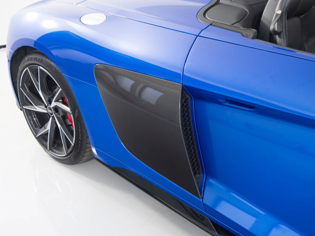 Used 2021 Audi R8 V10 w/ Premium Package RWD image 50