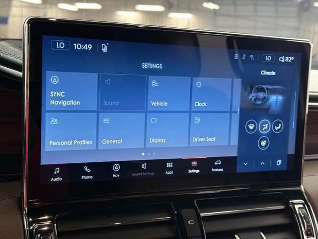 Used 2024 Lincoln Navigator Reserve AWD/4WD image 7
