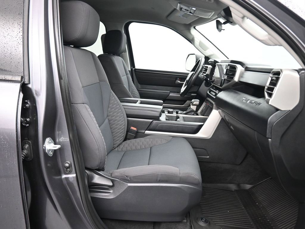 Used 2022 Toyota Tundra SR5 w/ SR5 Convenience Package image 52