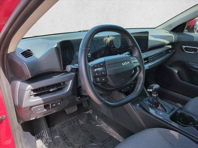 Used 2025 Kia K4 EX FWD image 10