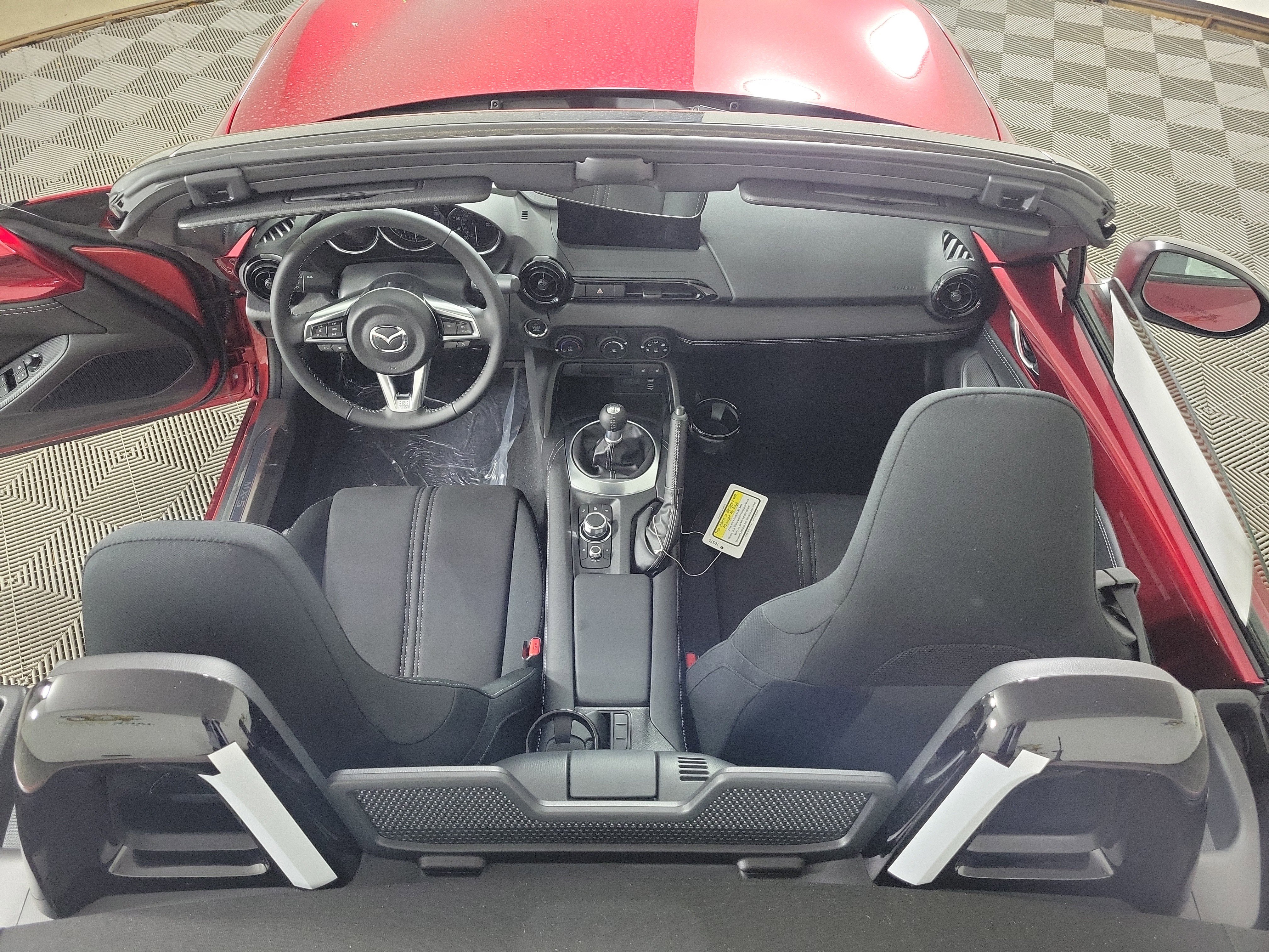 New 2026 MAZDA MX-5 Miata Club w/ Interior Package RWD image 13