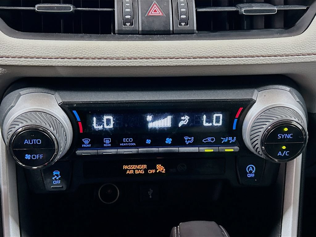 Used 2022 Toyota RAV4 XLE Premium FWD image 13