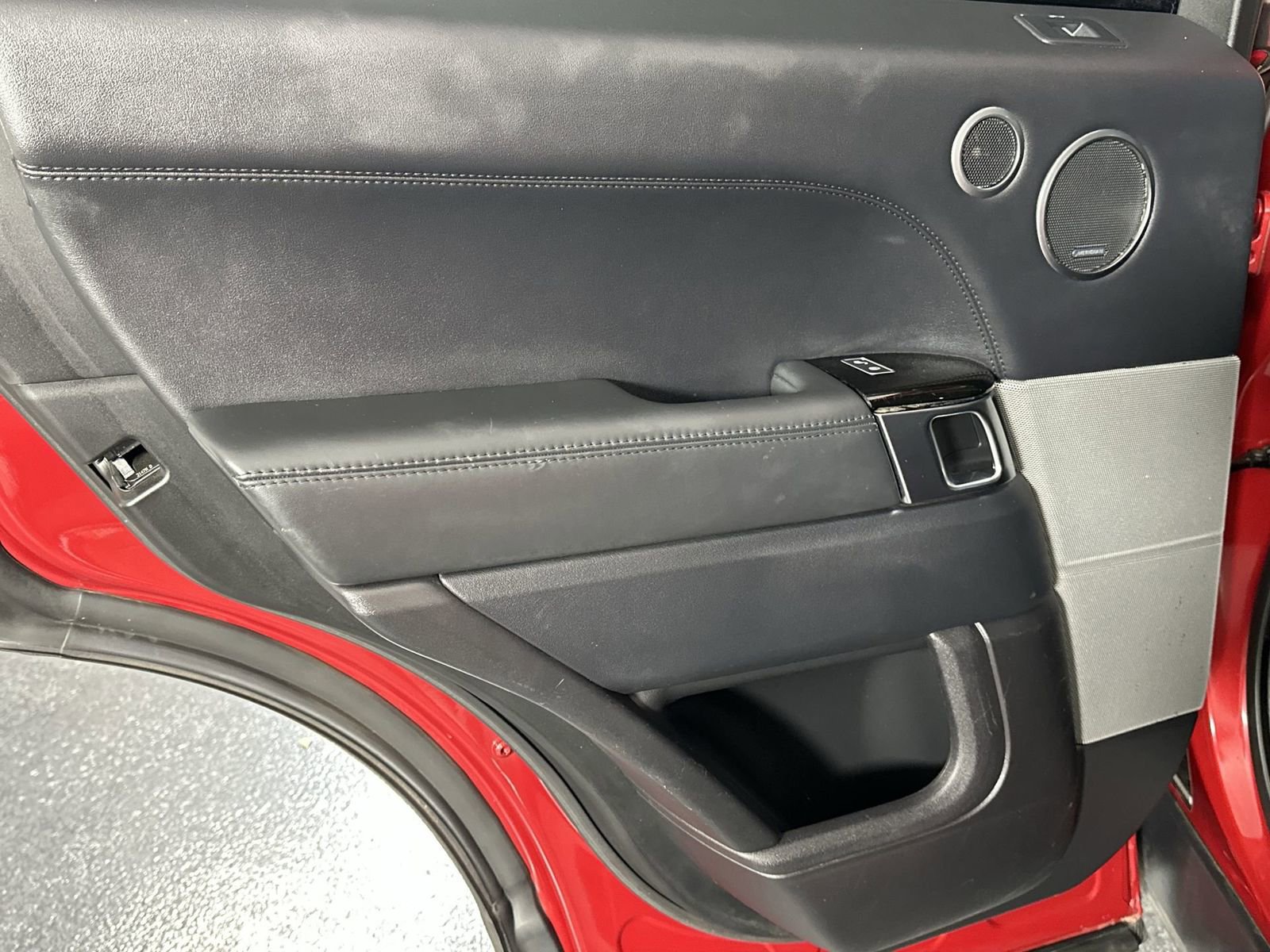 Used 2017 Land Rover Range Rover Sport Supercharged image 30