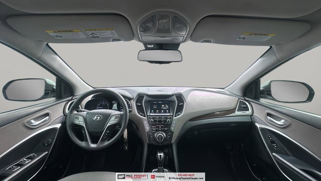 Used 2017 Hyundai Santa Fe SE image 10