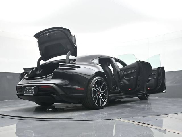 New 2026 Porsche Taycan AWD/4WD image 28