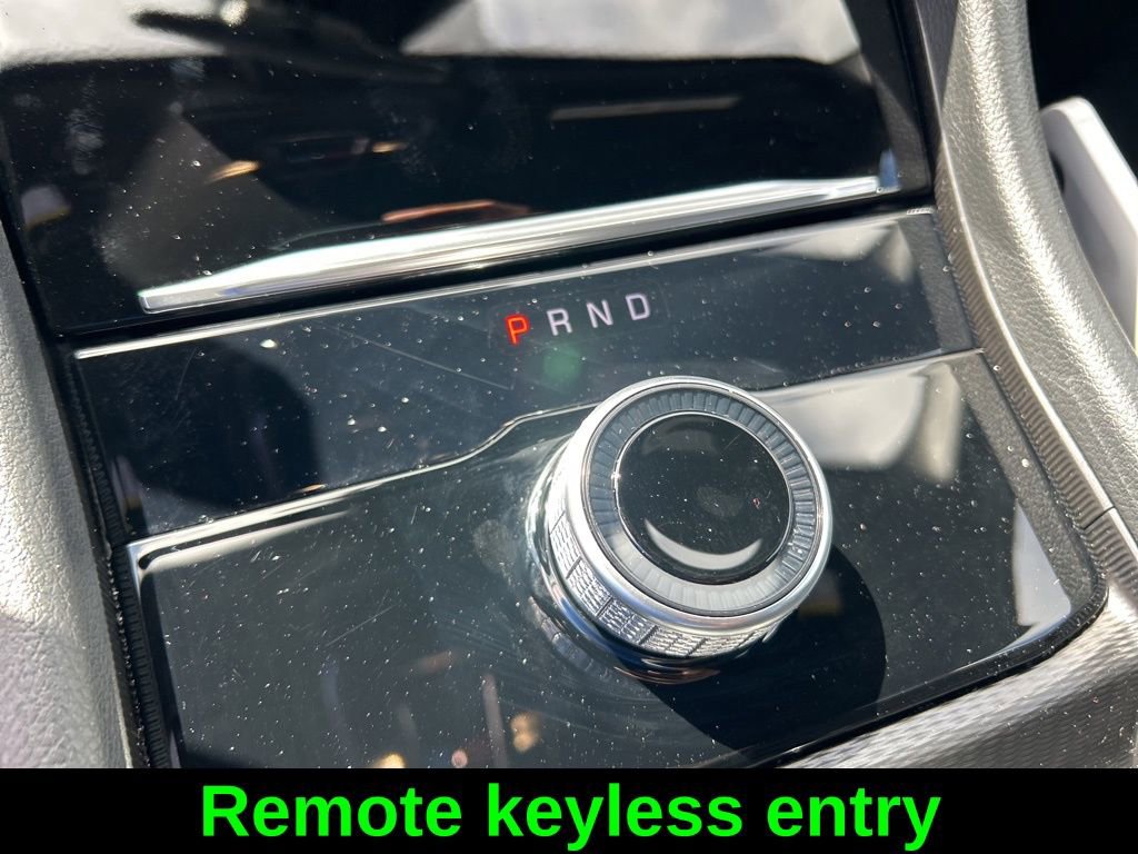 Certified 2025 Jeep Grand Cherokee Limited w/ Black Appearance Package image 15