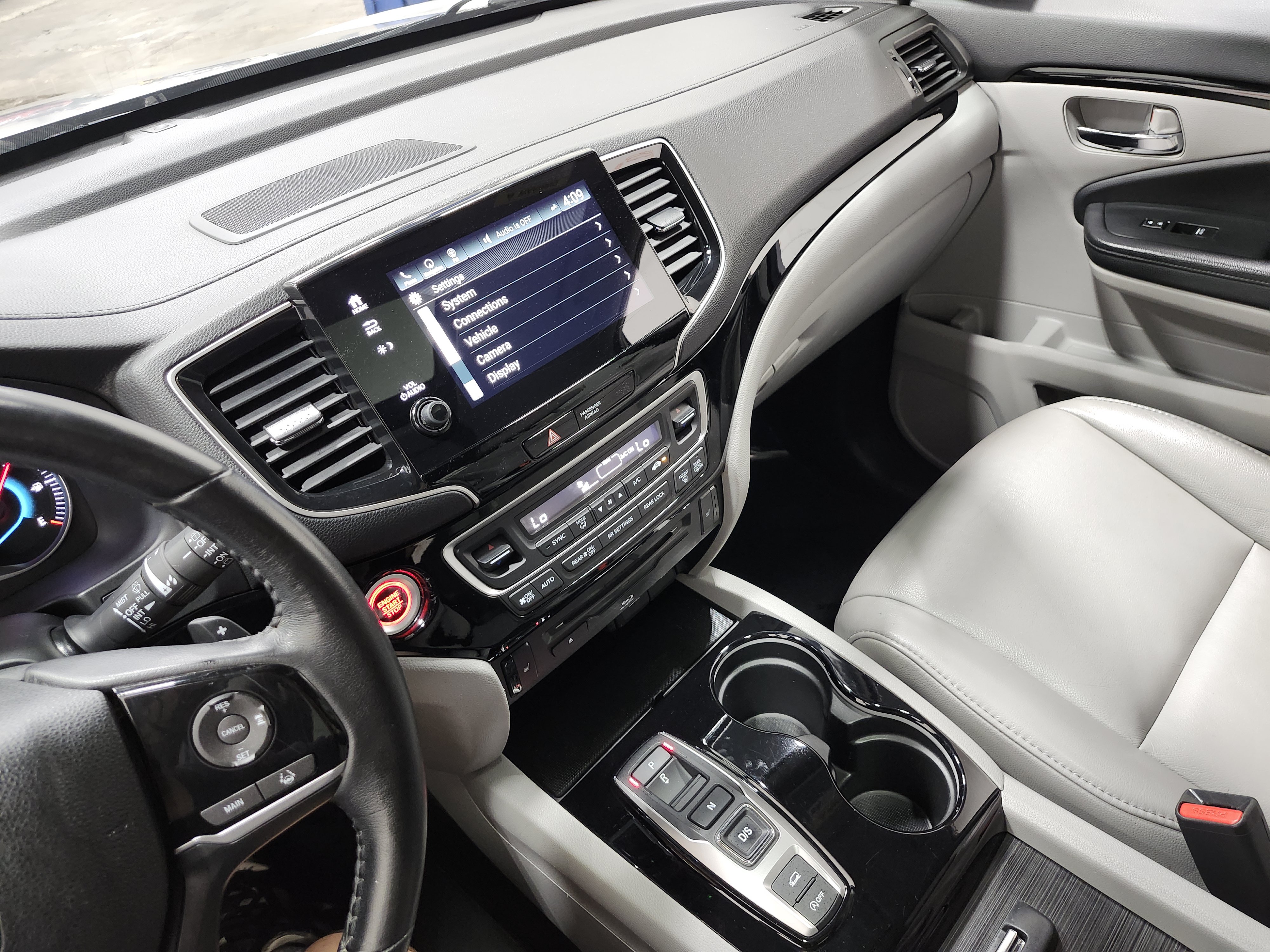 Used 2021 Honda Pilot Touring image 35