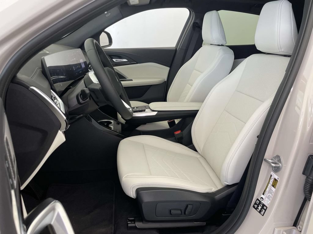 New 2026 BMW X2 xDrive28i w/ Technology Package AWD/4WD image 13