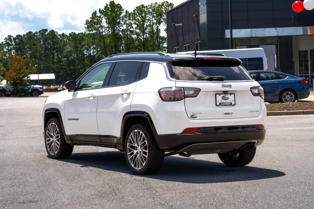Used 2022 Jeep Compass Limited w/ Elite Group AWD/4WD image 5