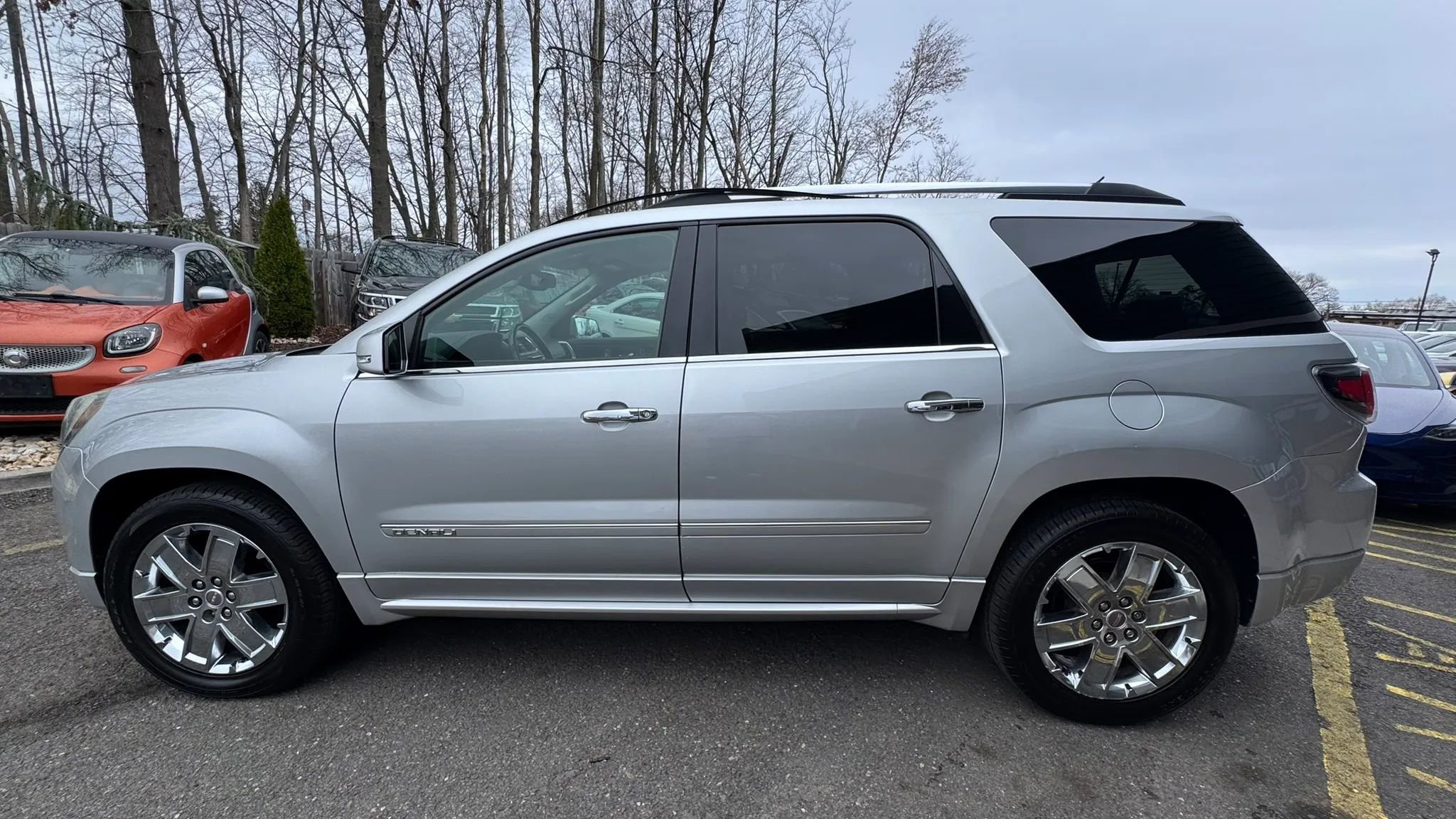 Used 2015 GMC Acadia Denali image 3
