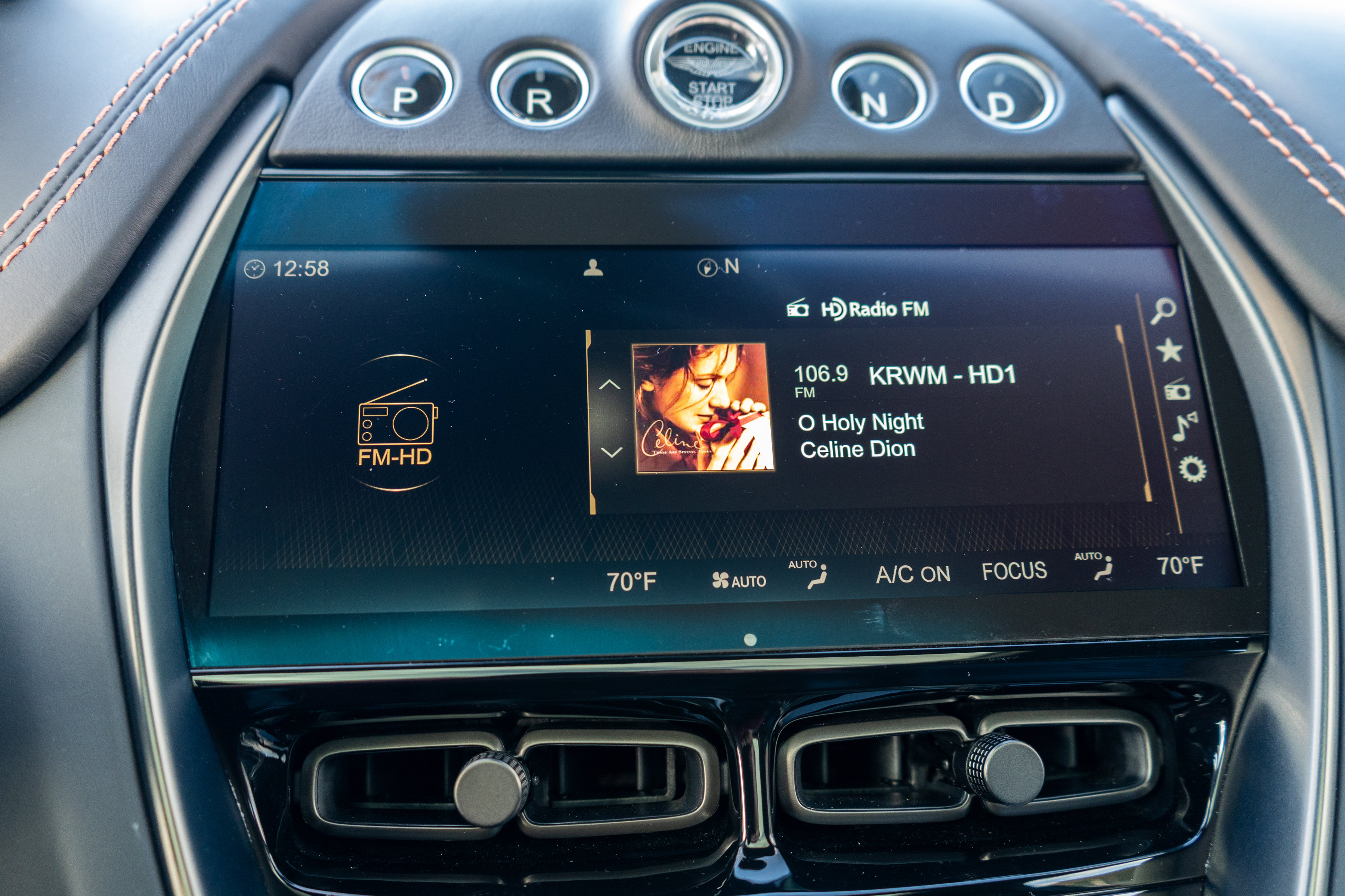 Used 2022 Aston Martin DBX image 20