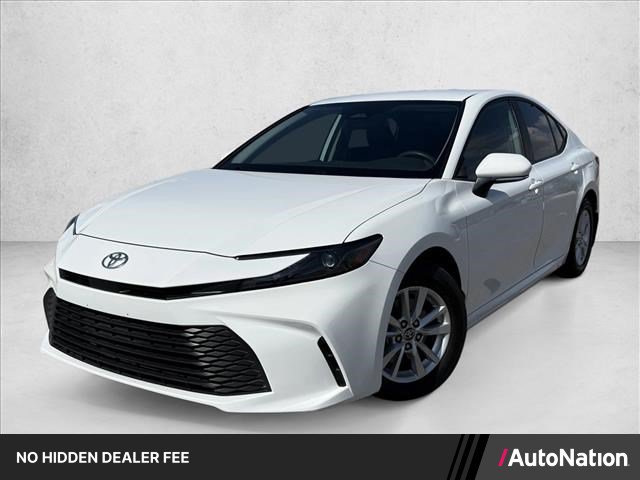 Used 2025 Toyota Camry LE FWD image 1