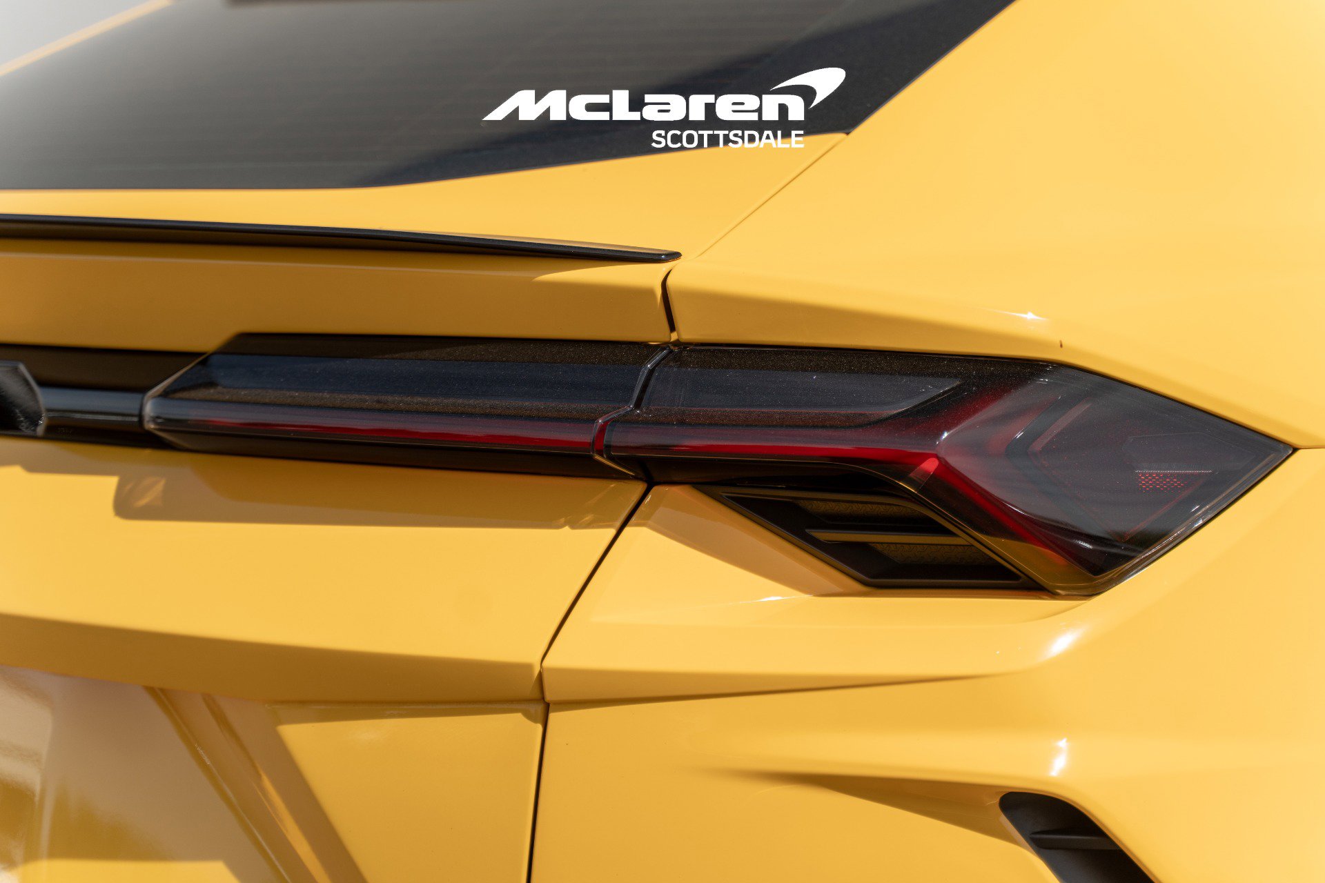Used 2021 Lamborghini Urus AWD/4WD image 31