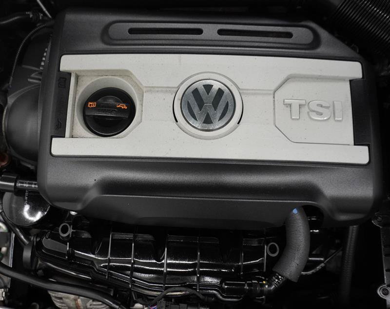Used 2012 Volkswagen Jetta GLI FWD image 31