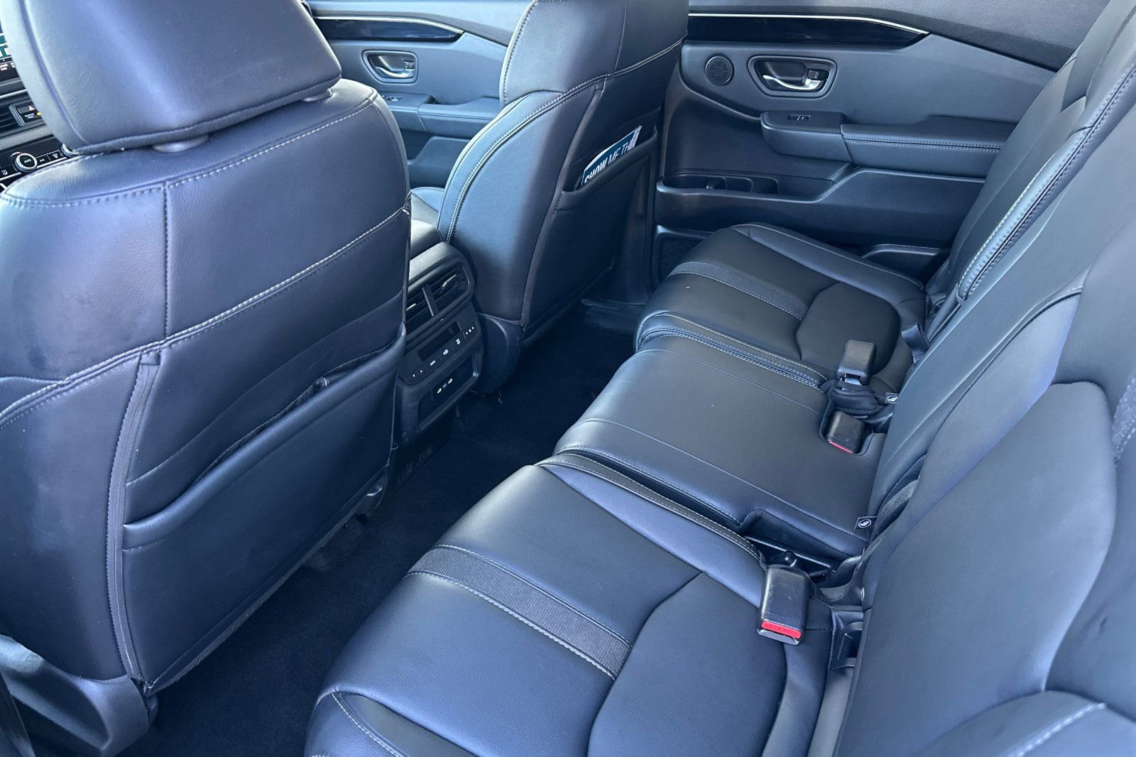 Used 2025 Honda Pilot EX-L image 13